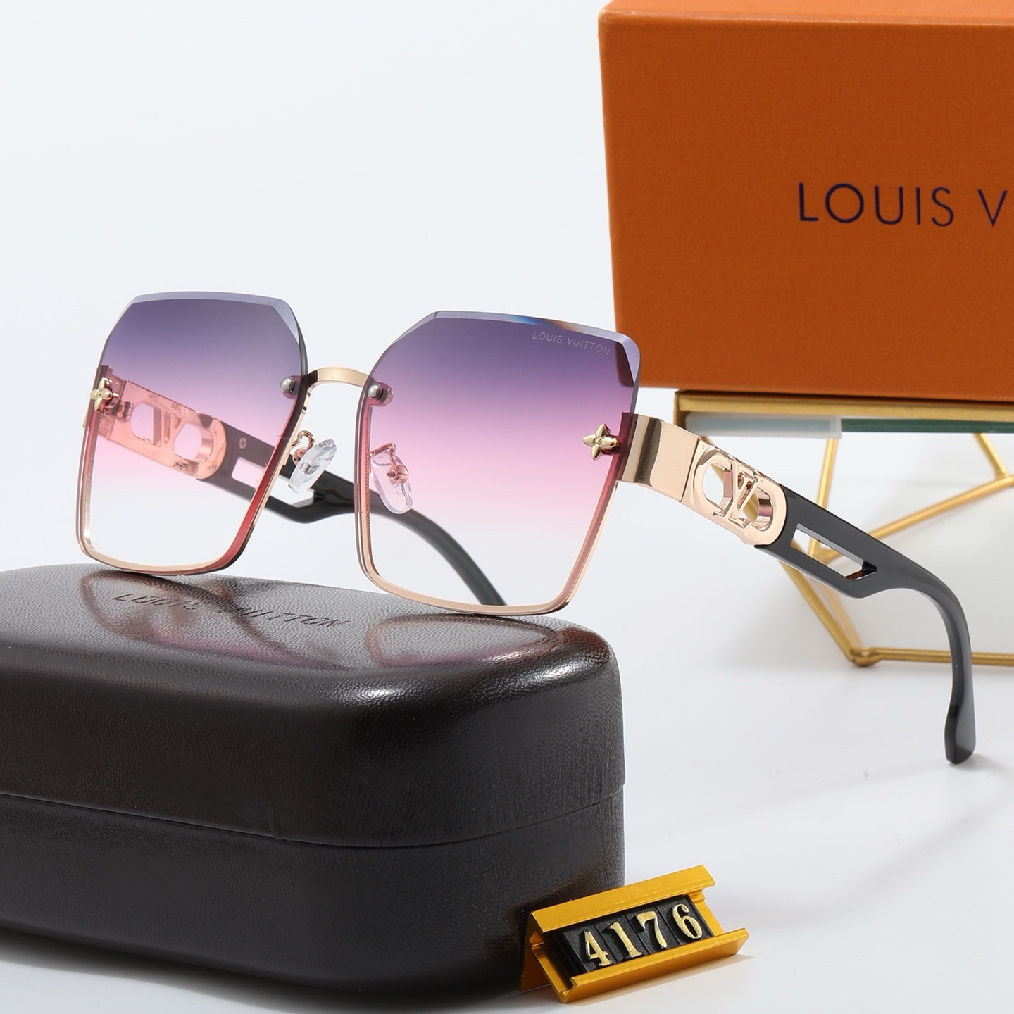 Louis Vuitton sunglasses-LV115620D